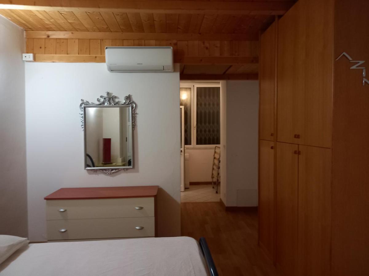 Bilocale Savona Apartment Exterior foto